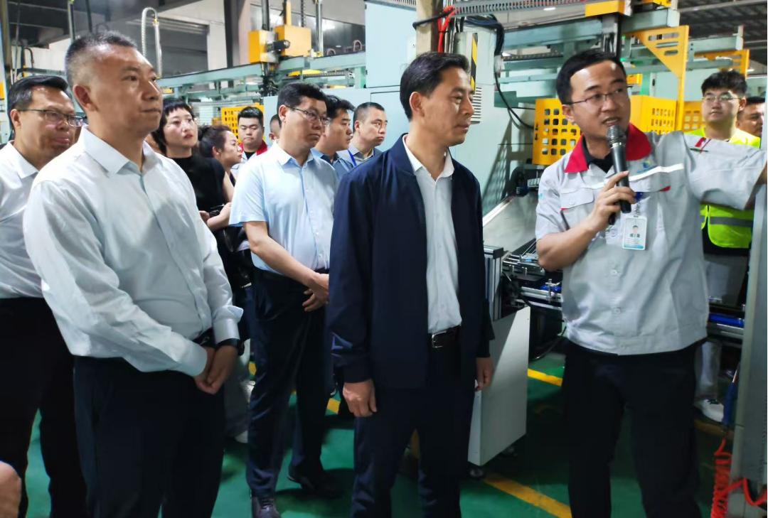 华翔模式引领传统制造转型新路径 ——全省民营企业学华翔活动圆满落幕